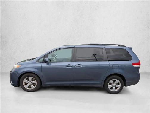 Shoreline Blue Pearl 2014 Toyota Sienna LE
