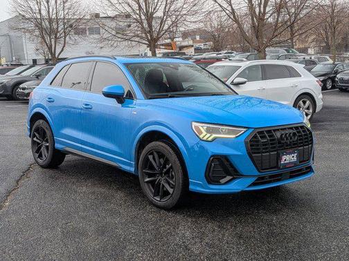 2022 Audi Q3 45 S line Premium Plus