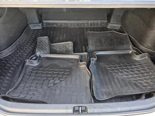 2019 Toyota Camry Hybrid SE