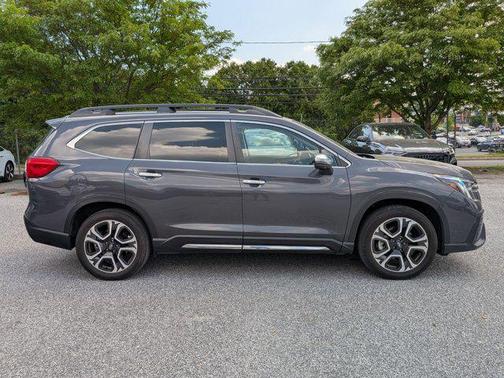 Magnetite Gray Metallic 2023 Subaru Ascent Touring 7-Passenger