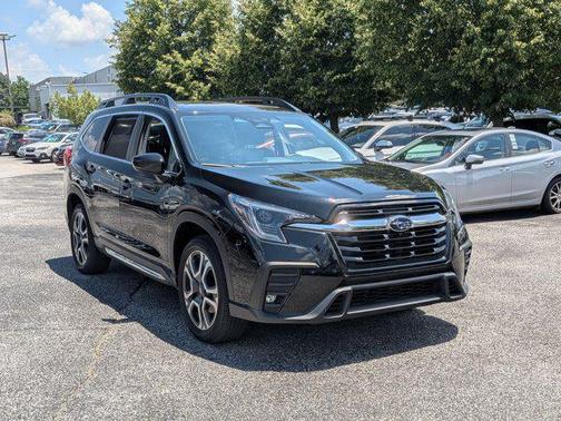 Crystal Black Silica 2024 Subaru Ascent Limited 7-Passenger