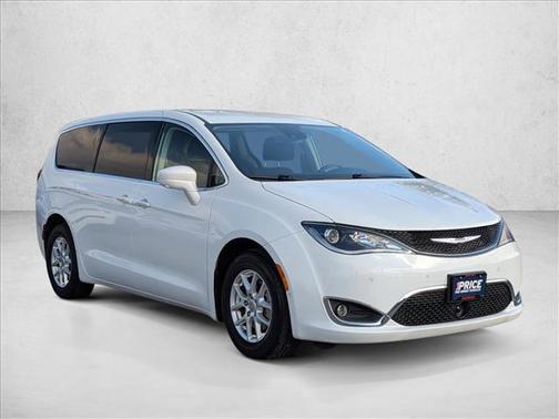 2020 Chrysler Pacifica Touring