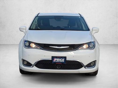 2020 Chrysler Pacifica Touring