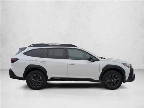 Crystal White Pearl 2025 Subaru Outback Onyx Edition