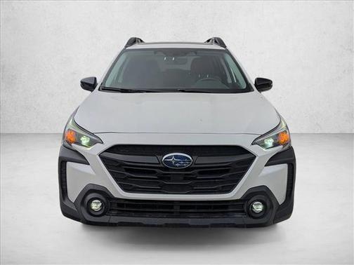 Crystal White Pearl 2025 Subaru Outback Onyx Edition