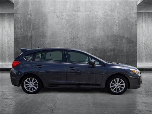 2013 Subaru Impreza 2.0i Premium