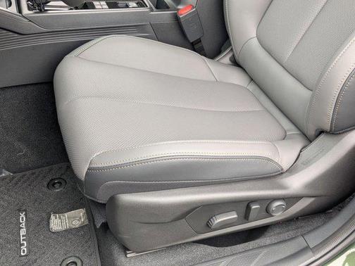 Deep Emerald Green Pearl 2026 Subaru Outback Limited