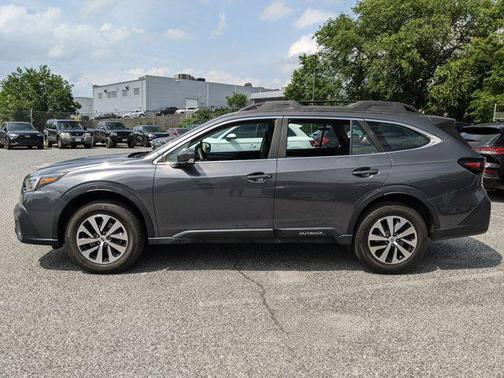 2021 Subaru Outback Base