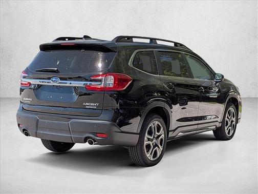 Crystal Black Silica 2026 Subaru Ascent Limited 7-Passenger