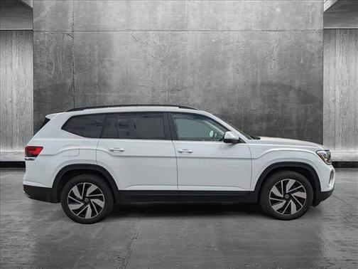 2024 Volkswagen Atlas 2.0T SE w/Technology 4MOTION