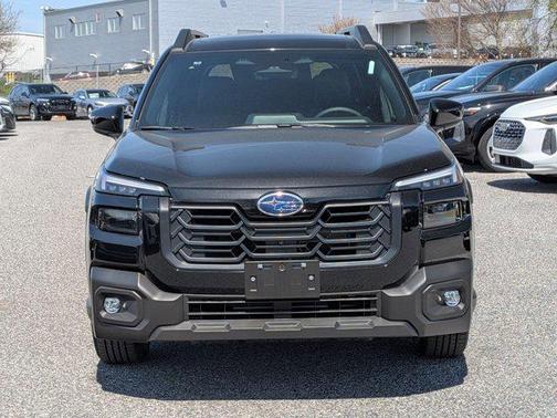 Crystal Black Silica 2026 Subaru Outback Touring XT