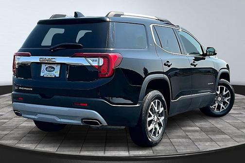 2023 GMC Acadia FWD SLT