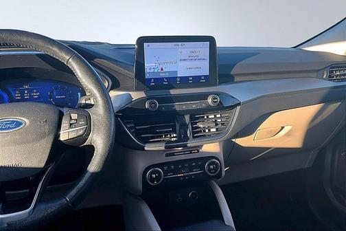 2021 Ford Escape Titanium