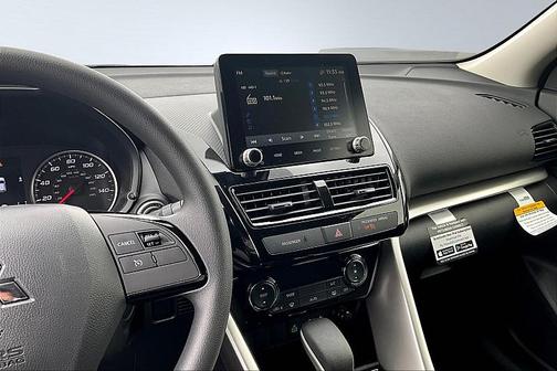 2025 Mitsubishi Eclipse Cross LE