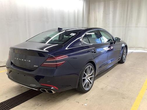 2023 Genesis G70 2.0T AWD