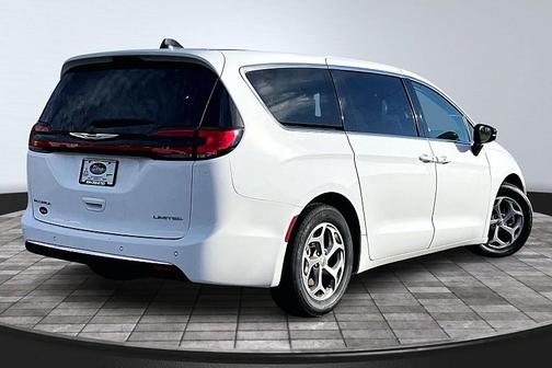 2024 Chrysler Pacifica Limited