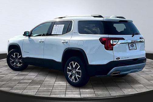 2023 GMC Acadia FWD SLT