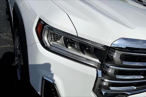 2023 GMC Acadia FWD SLT