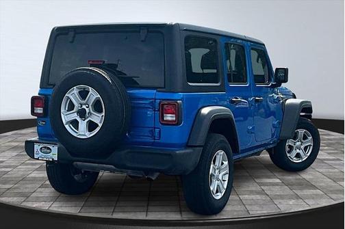 2022 Jeep Wrangler Unlimited Sport