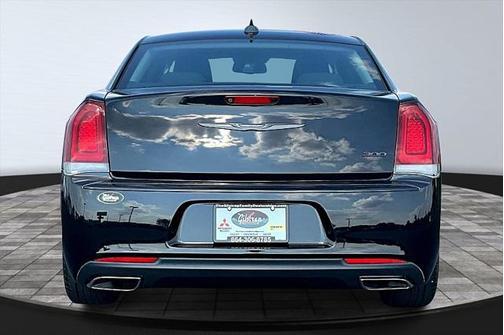2021 Chrysler 300 Touring