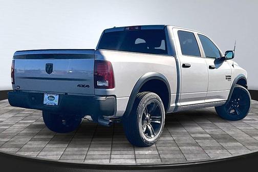 2024 RAM 1500 Classic Warlock Crew Cab 4x4 5'7' Box