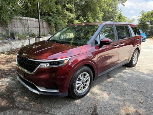 2023 Kia Carnival LX