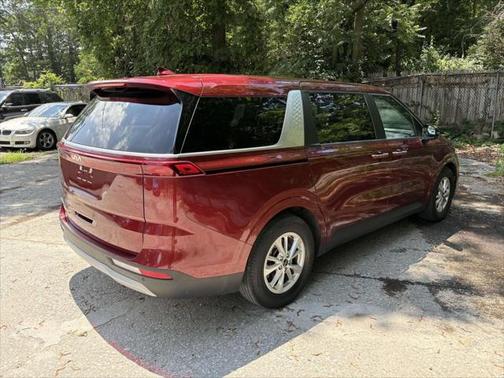 2023 Kia Carnival LX