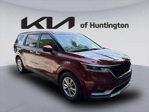 2023 Kia Carnival LX