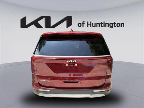 2023 Kia Carnival LX