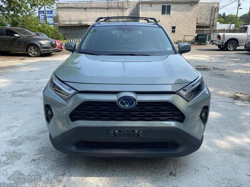 2022 Toyota RAV4 Hybrid XLE Premium