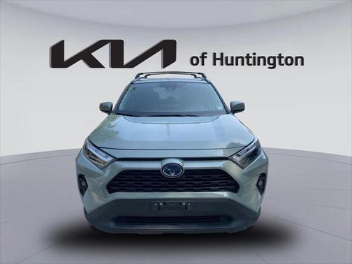 2022 Toyota RAV4 Hybrid XLE Premium