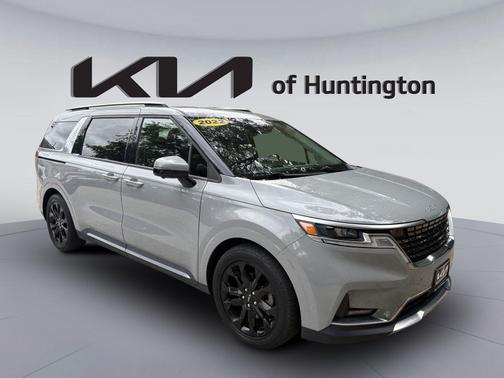 2022 Kia Carnival SX