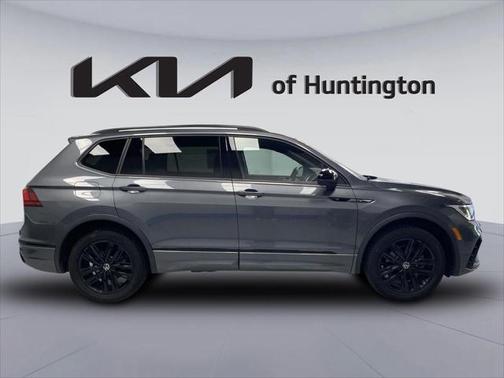 2022 Volkswagen Tiguan 2.0T SE R-Line Black 4MOTION
