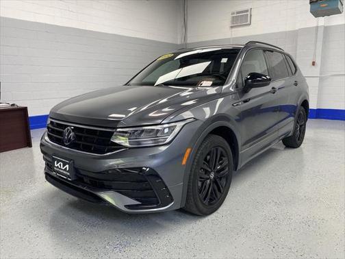 2022 Volkswagen Tiguan 2.0T SE R-Line Black 4MOTION