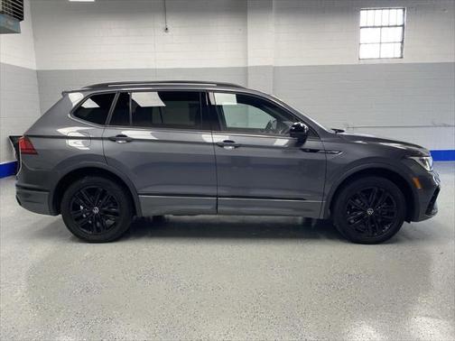 2022 Volkswagen Tiguan 2.0T SE R-Line Black 4MOTION