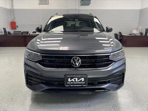2022 Volkswagen Tiguan 2.0T SE R-Line Black 4MOTION