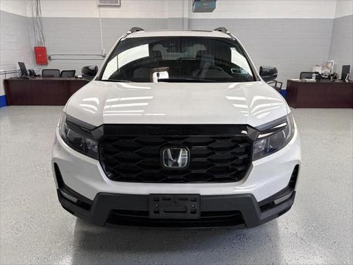 2023 Honda Passport AWD Elite