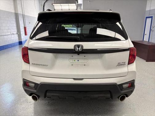 2023 Honda Passport AWD Elite