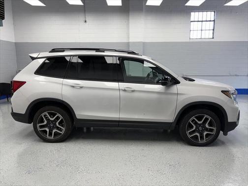 2023 Honda Passport AWD Elite
