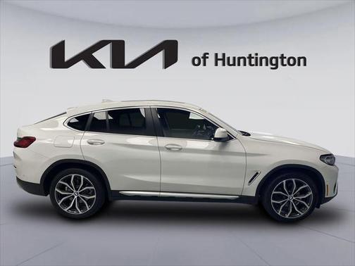 2023 BMW X4 xDrive30i