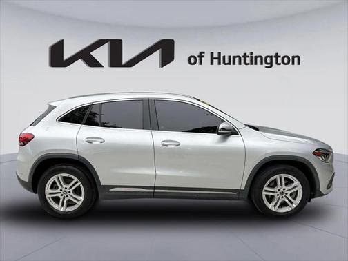 2021 Mercedes-Benz GLA 250 Base 4MATIC