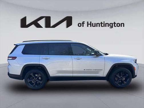 2022 Jeep Grand Cherokee L Altitude