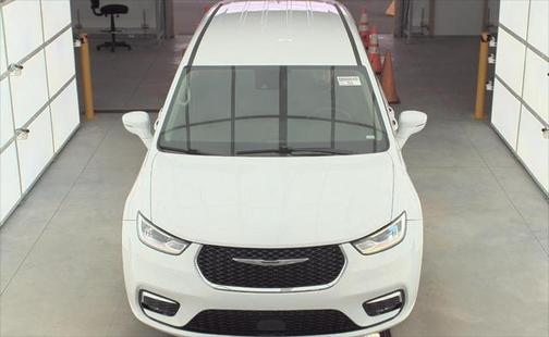 2022 Chrysler Pacifica Hybrid Touring L