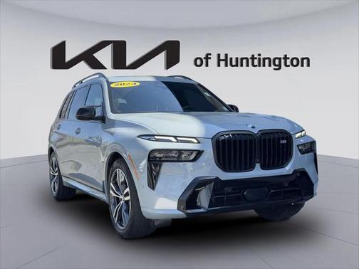 2024 BMW X7 M60i