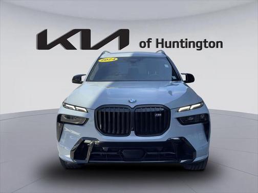 2024 BMW X7 M60i