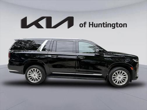 2022 Cadillac Escalade ESV Premium Luxury