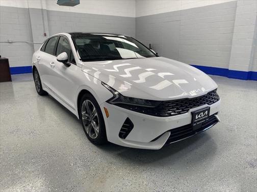2022 Kia K5 EX