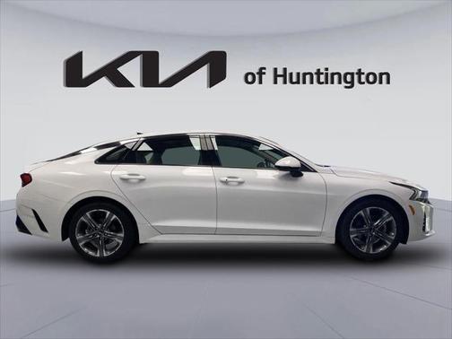 2022 Kia K5 EX