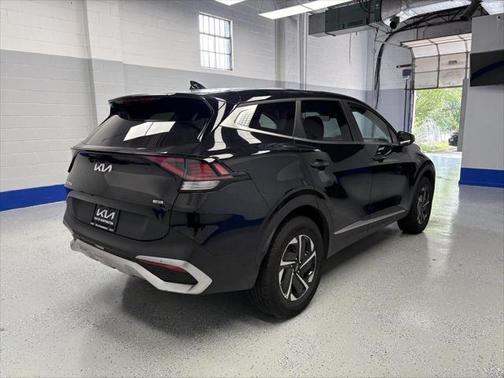 2023 Kia Sportage Hybrid LX