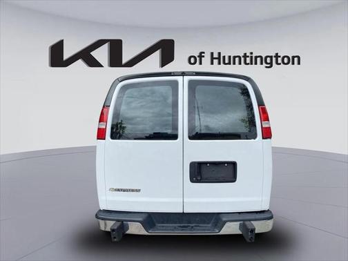 2020 Chevrolet Express 2500 RWD 2500 Regular Wheelbase WT